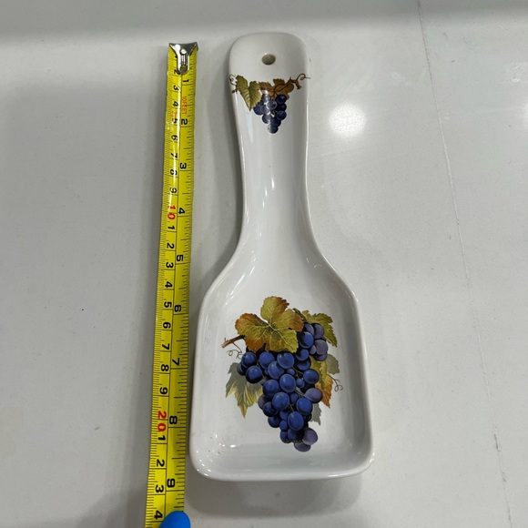 Ceramic Spoon Rest with Branch of Grapes - Picture 3 of 11
